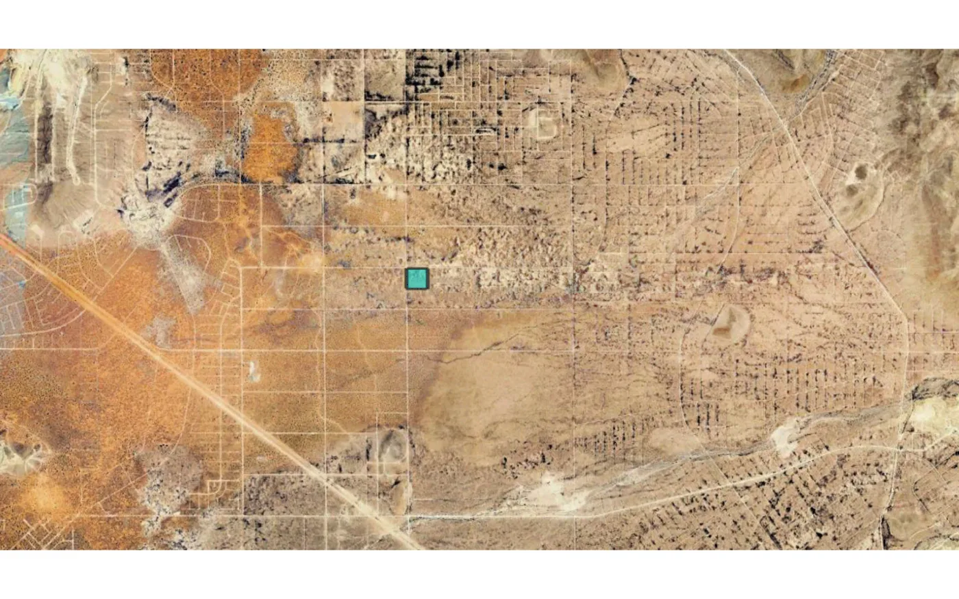 10 Acre lot off TBD Dr in El Paso, Texas! INVEST NOW!!-X577-000-3080-0450, photo 3